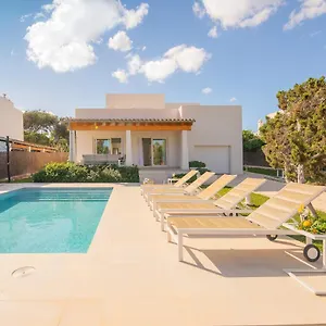 Menorca 16 Holiday home